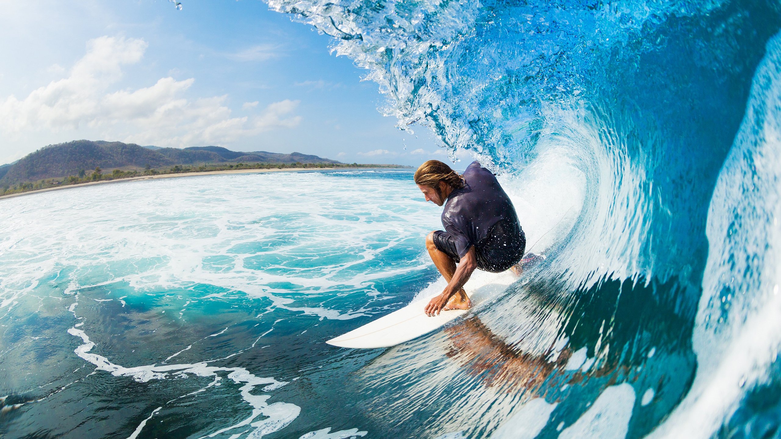 美国队接力换棒精准无误引赞叹，美国队混合接力