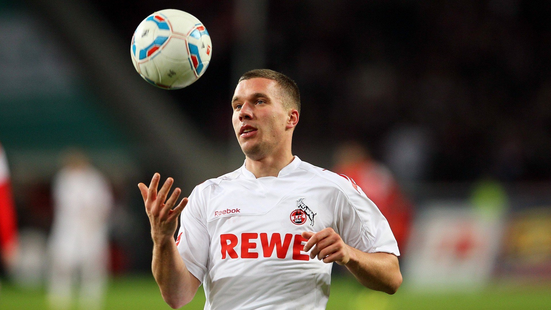 开云体育登录网站入口-唐纳德·高尔的出色表现帮助袋鼠队屡屡领先对手，唐纳德古尔德