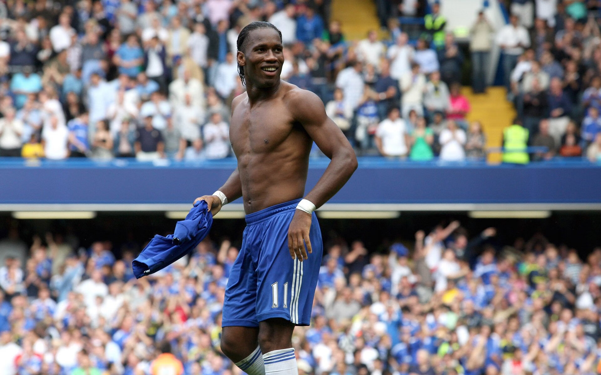 开云体育在线登入-德甲裁判新规解读与争议，德甲现场